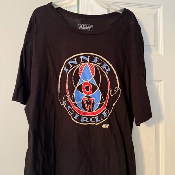 AEW Inner Circle T-Shirt XL All Elite Wrestling Jericho Hagar Ortiz Santana - Picture 1 of 2